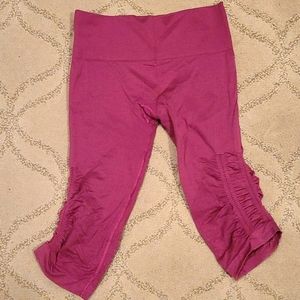 Lululemon In The Flow Capri